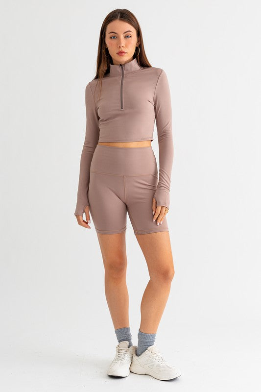 Ace Stride Long Sleeve Half Zip Crop Top