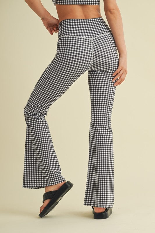 Gingham Soft Sculpt V-Waist Flare Pants