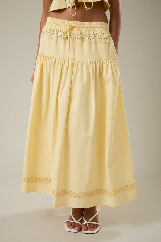 Corner Stand Lace Maxi Skirt