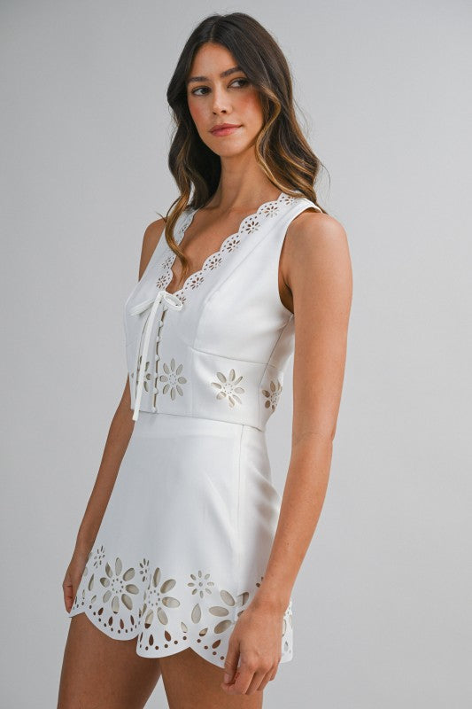 Carousel Afternoon Scallop Top