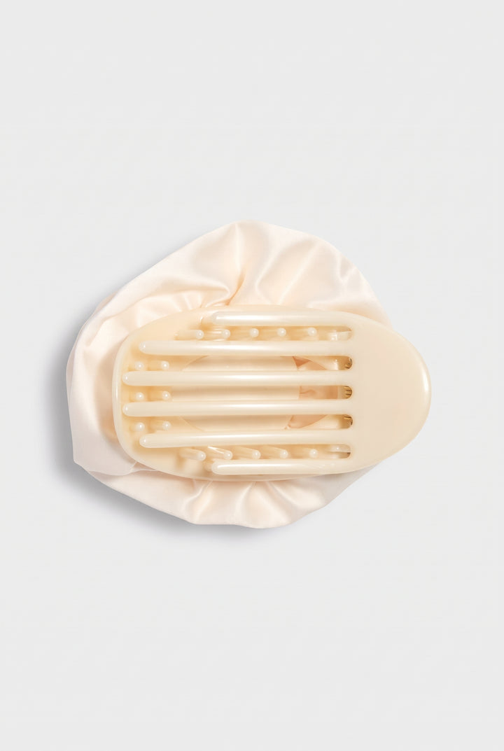 KITSCH Satin Rosette Cloud Clip