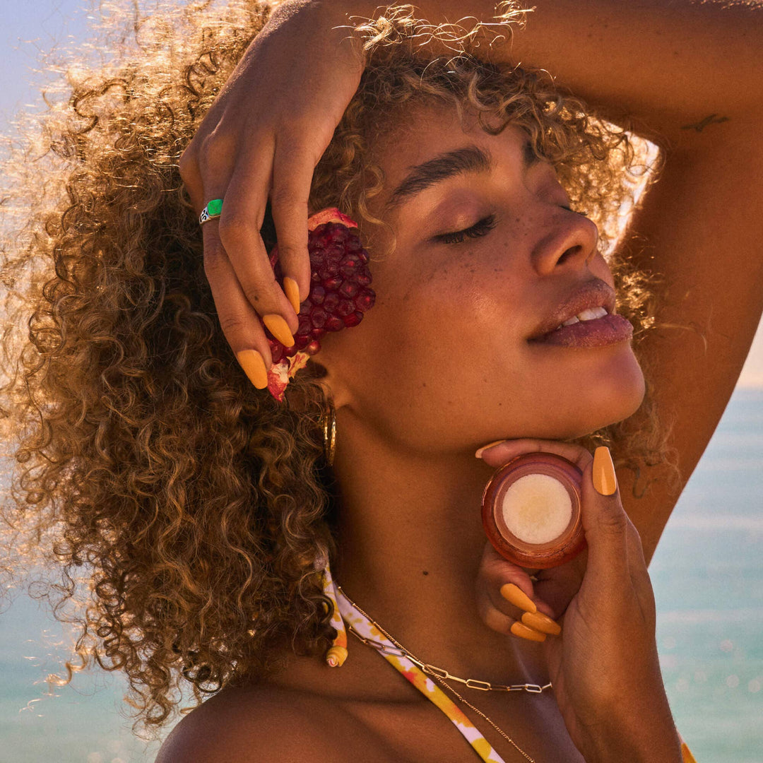 Poppy & Pout Pomegranate Peach Lip Scrub