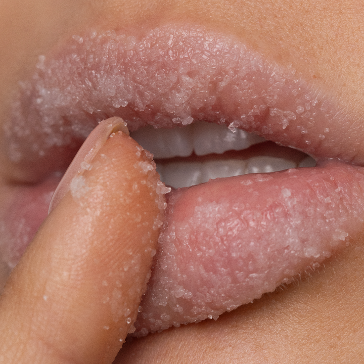 Poppy & Pout Pomegranate Peach Lip Scrub