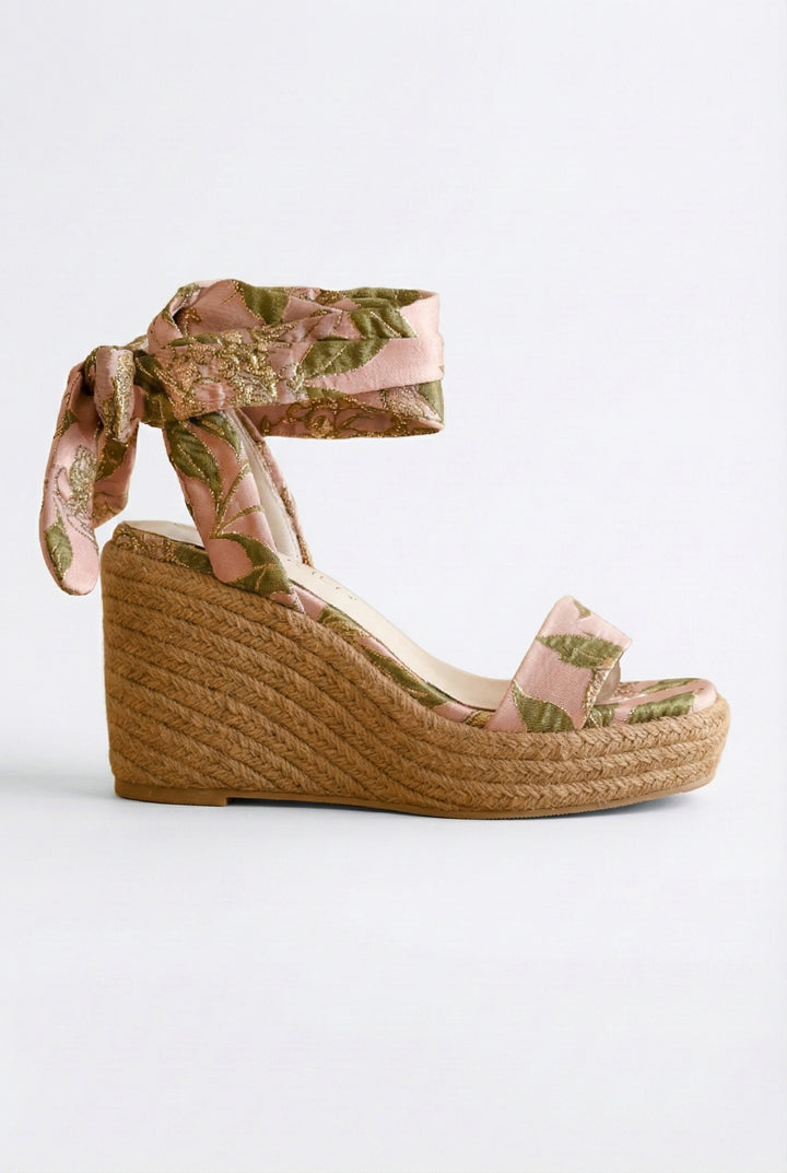 Rose Garden Wrap Wedges