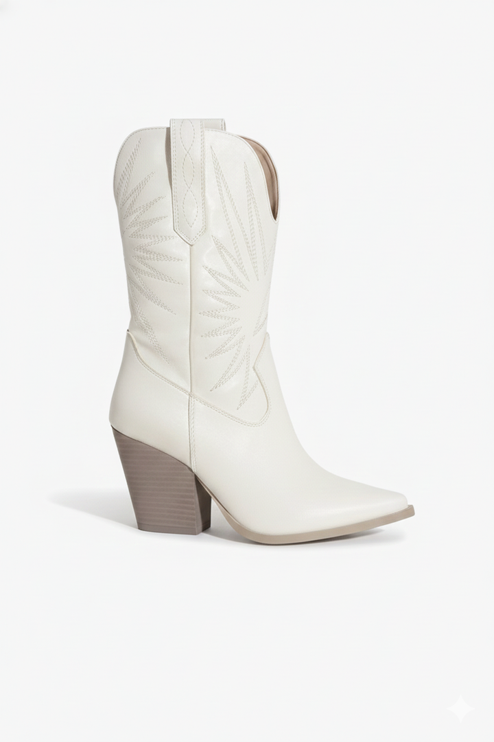 Emersyn Starburst White Western Boots