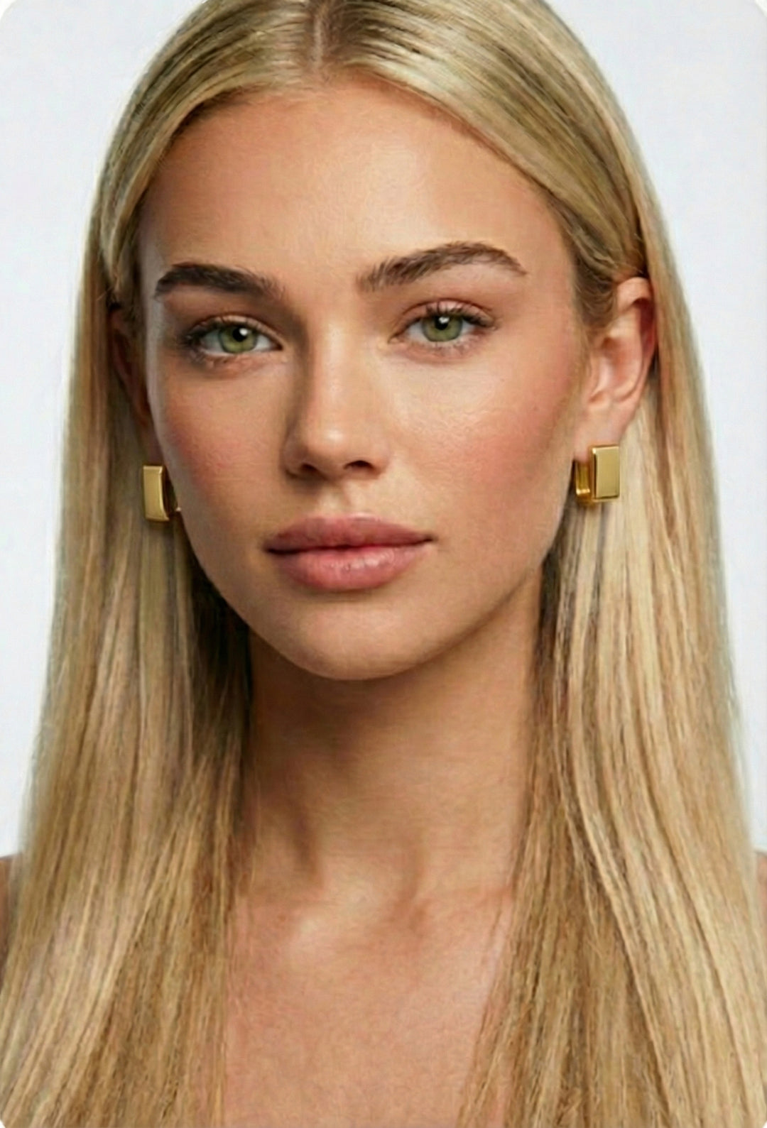 Forma Square Huggie Earrings