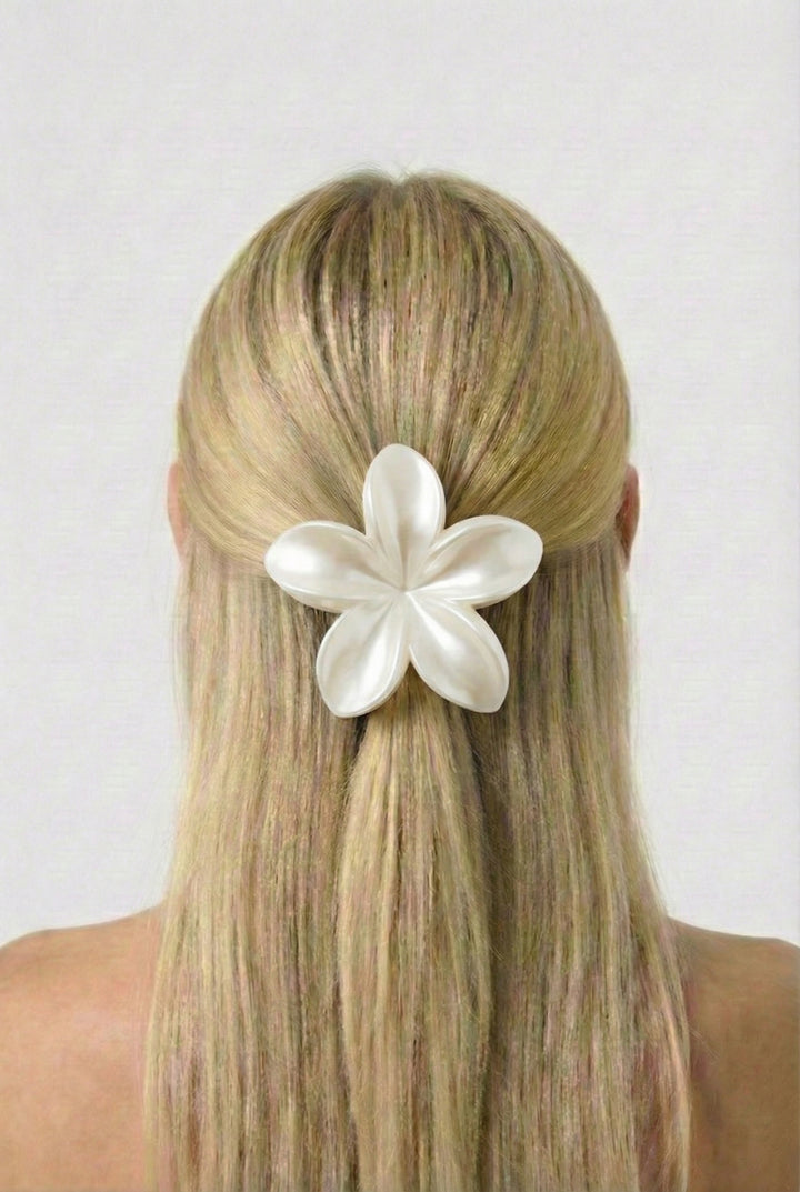 Pearl Flower Hair Clip