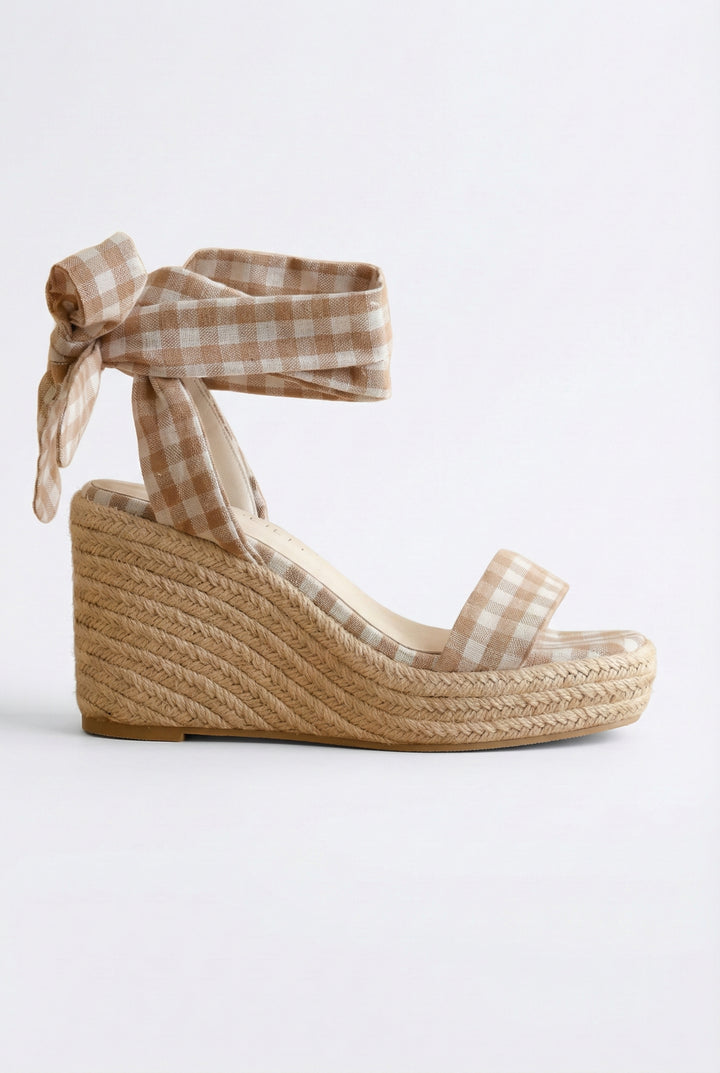 Café Terrace Wrap Wedges