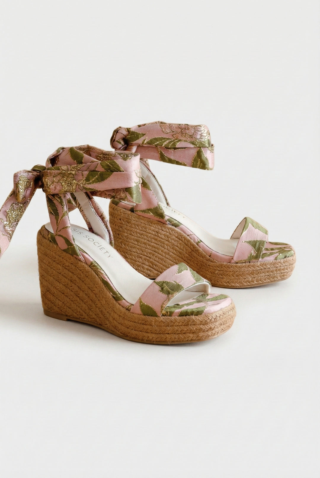 Rose Garden Wrap Wedges