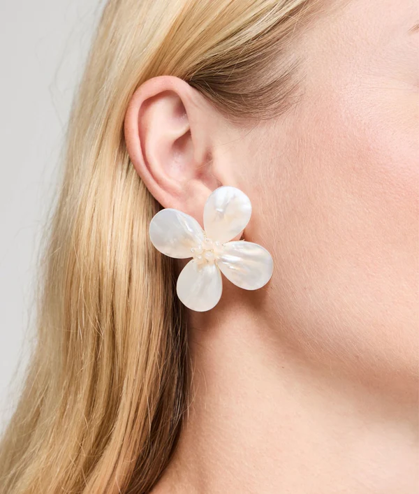 SHASHI Coquina Flower Pearl Earrings