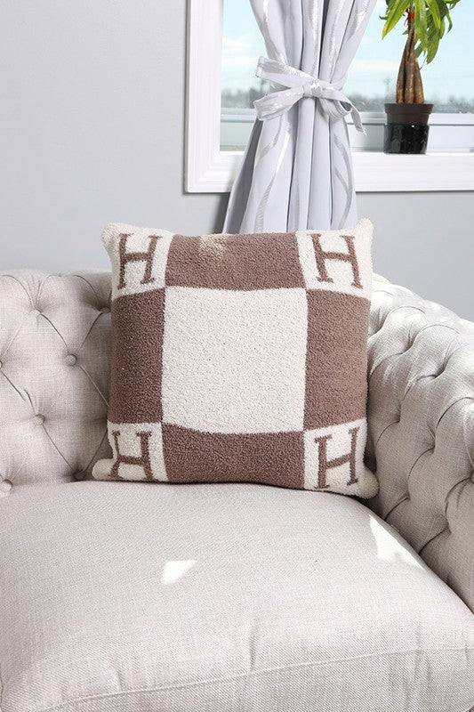 Two Tone H Pillow Cover