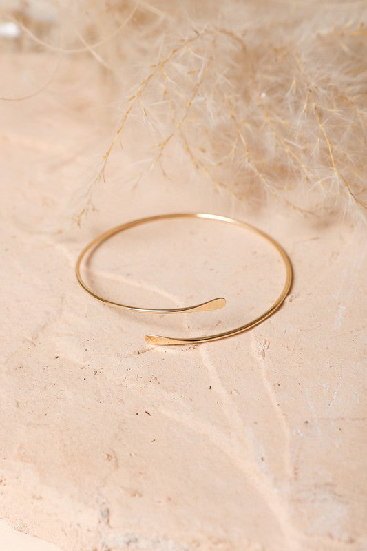 Minimalist Swirl Arm Cuff / Bangle Bracelet